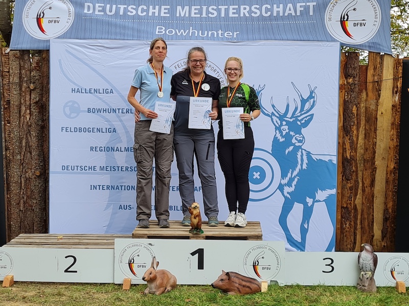 Deutsche Meisterin BHR Damen: Kerstin Labrenz (mitte), zweite Sandra Alber (links), dritte Anja Speer (rechts)