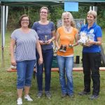 Die besten Bowhunter Recurve-Damen mit Anja Luisa Riedel (2.v.r.)